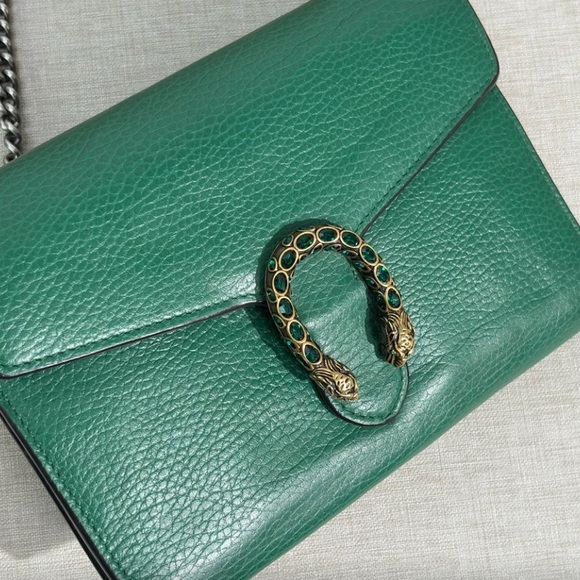 Gucci Green Leather Bag with Silver Chain - Picture 8 of 12
